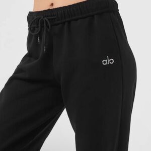 Alo Accolade Black Sweatpants